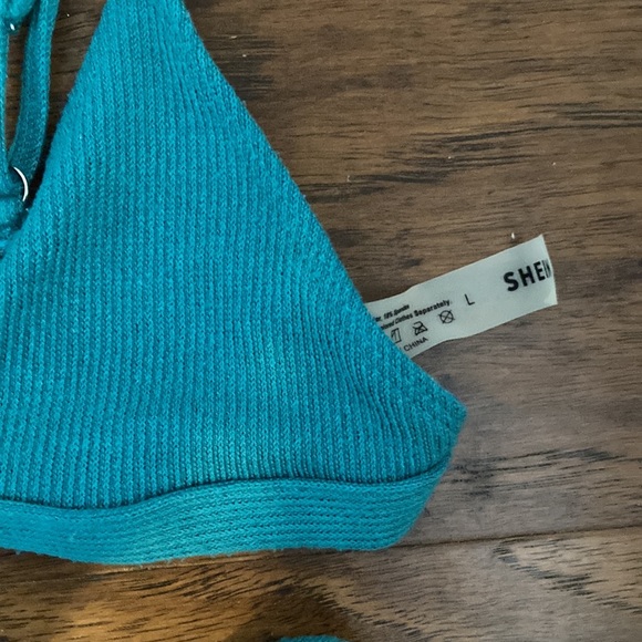 Triangle bikini - Picture 4 of 7